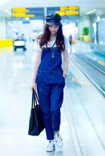 明星背带裤 街拍,明星背带裤街拍时尚秀