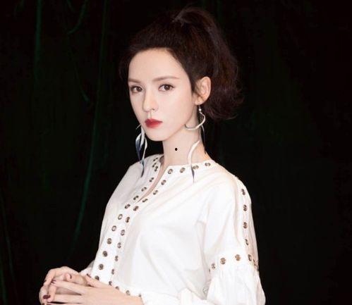 同样网红出身的明星,他们是如何华丽蜕变的？