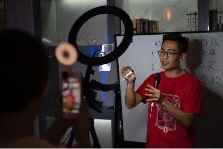 义乌网红主播怎样了,义乌网红主播现状揭秘