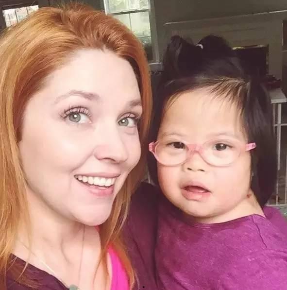 外国网红对孩子的改变,孩子惊人转变背后的秘密